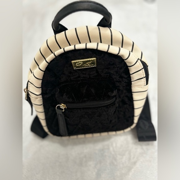 Betsey Johnson Black Velvet Stripe Mini Backpack Purse Bag Cute - Picture 1 of 4